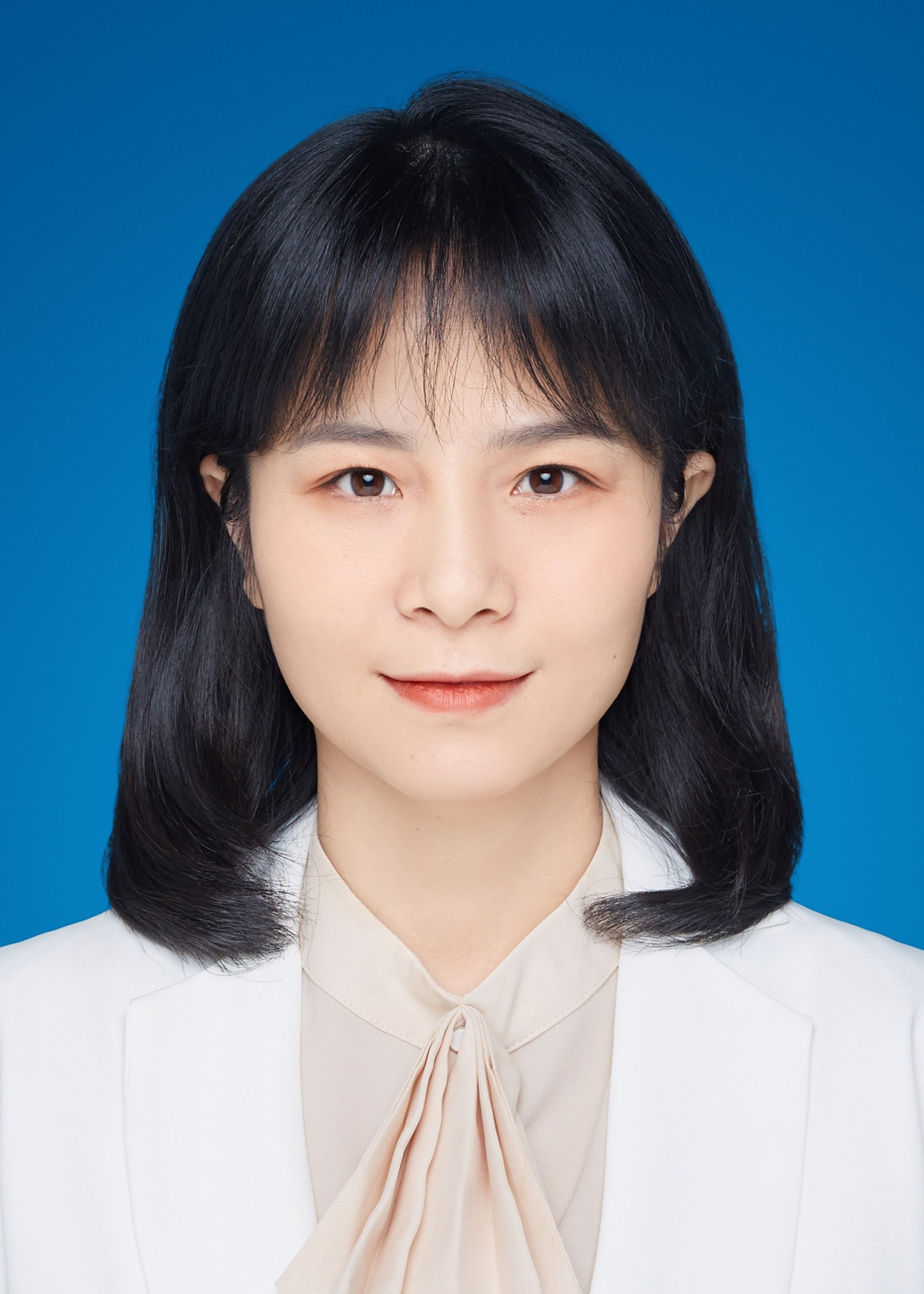 姚娜